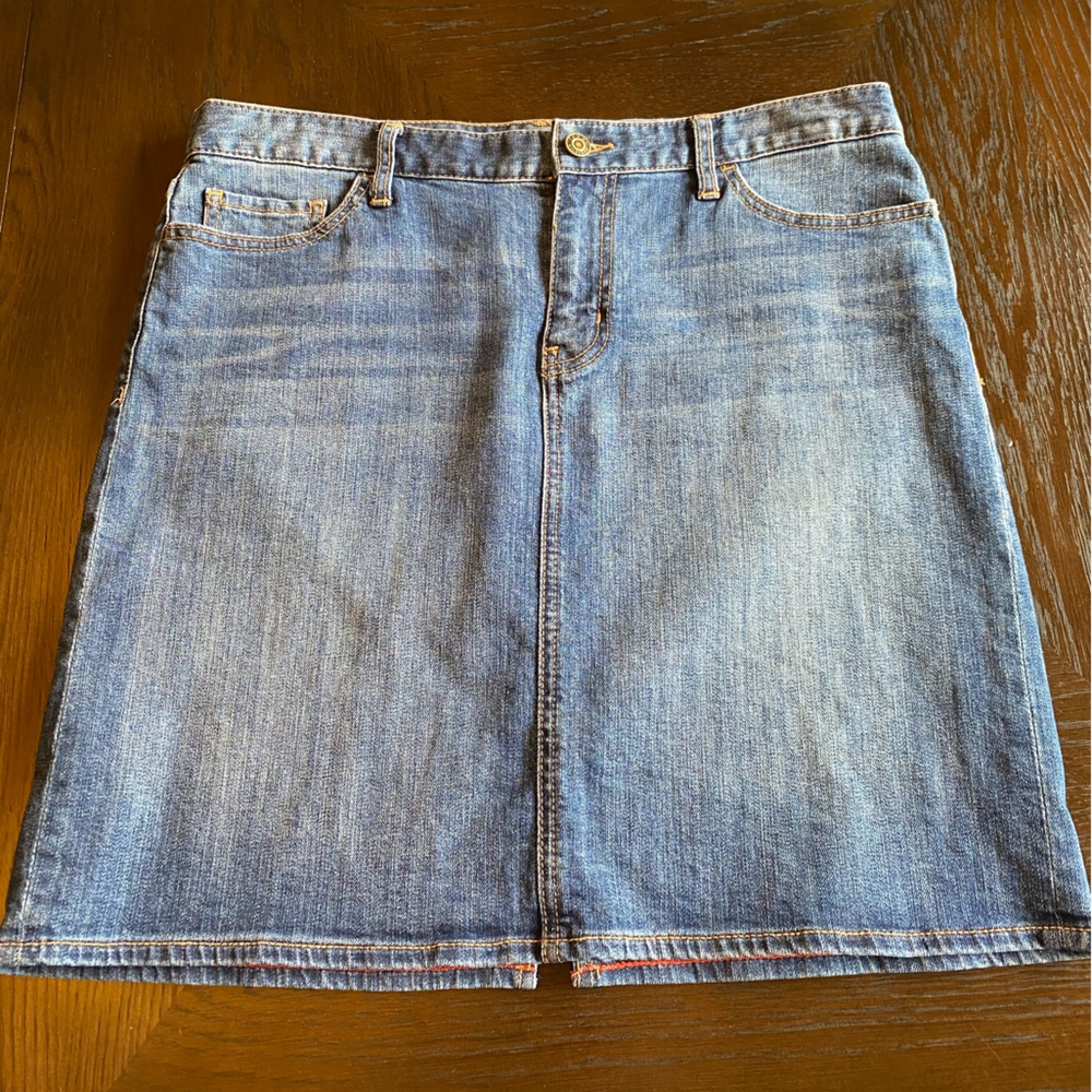 Tommy Hilfiger Denim Skirt - Size 10
